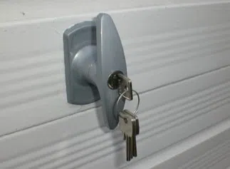 Miami Doors And Locksmith Miami, FL 305-744-5505 - 6a-Garage-Door-Locks